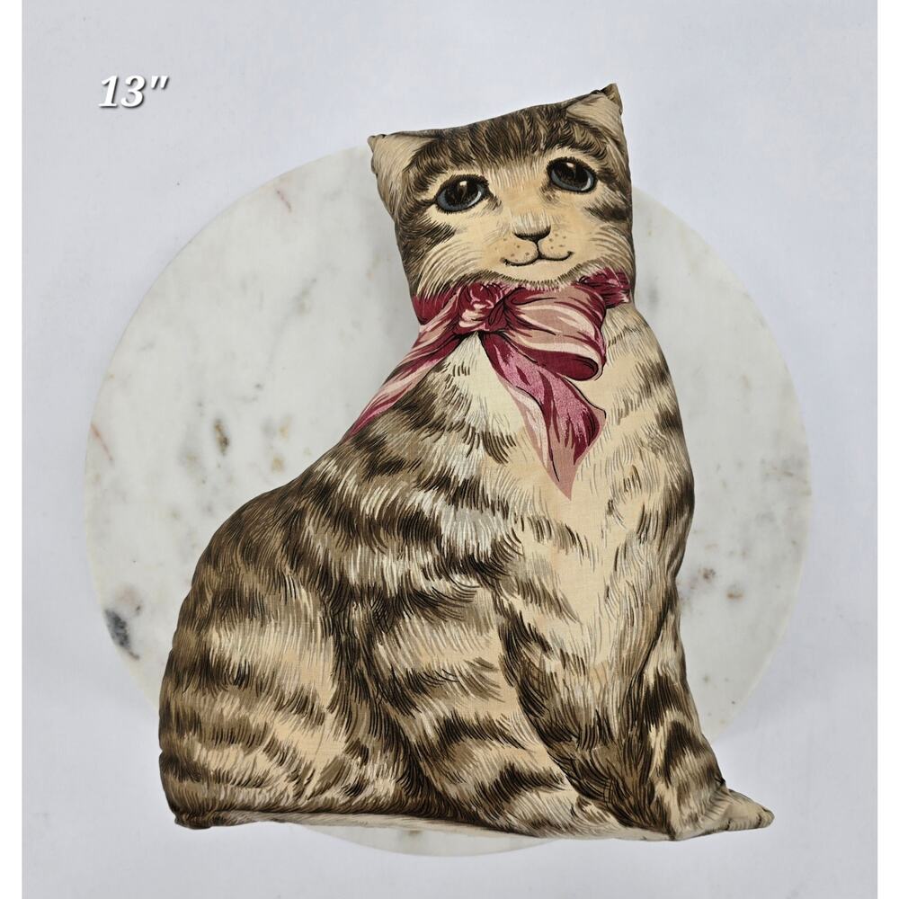 Vintage Cottagecore Storybook-Style Cat Pillow‎ – Beatrix Potter Inspired
